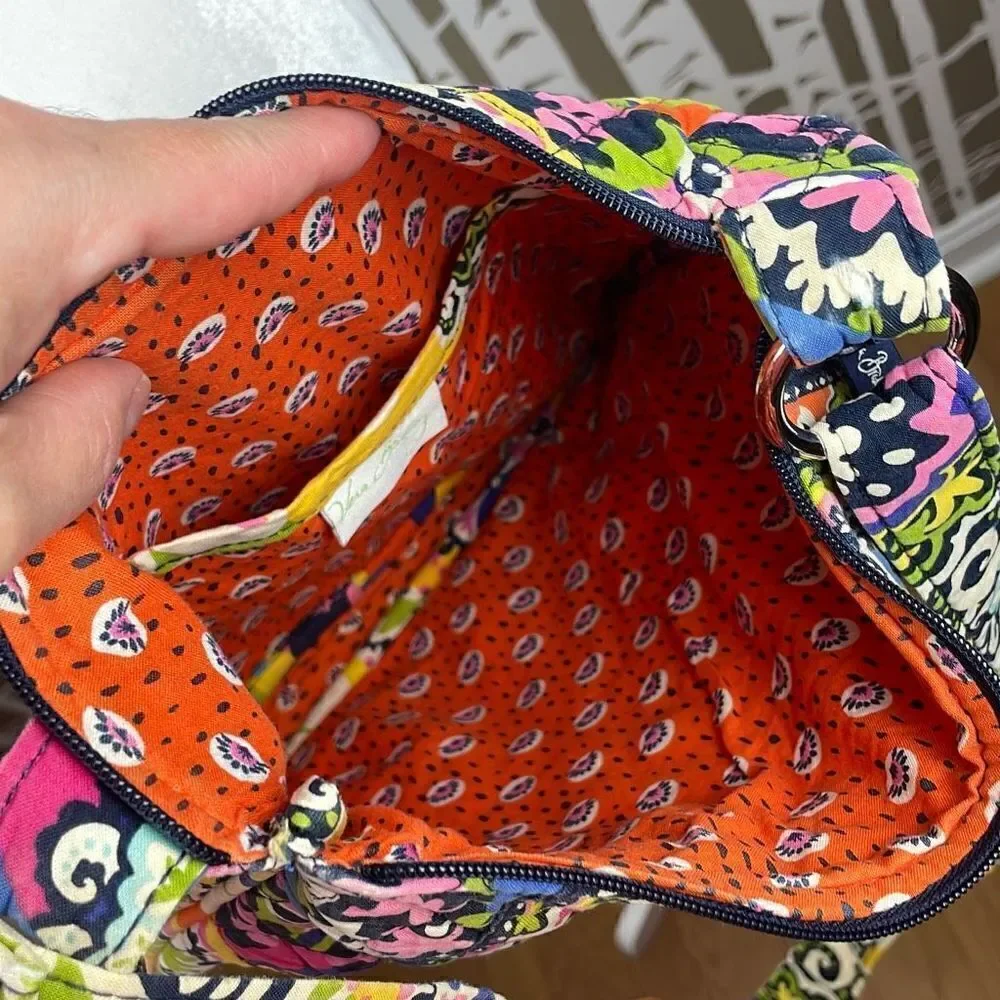 Vera Bradley brand vera